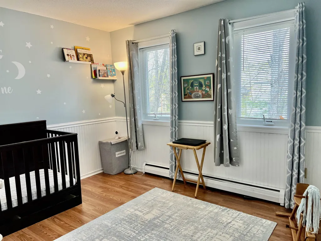 76 Colonial Drive Hartford VT 05001