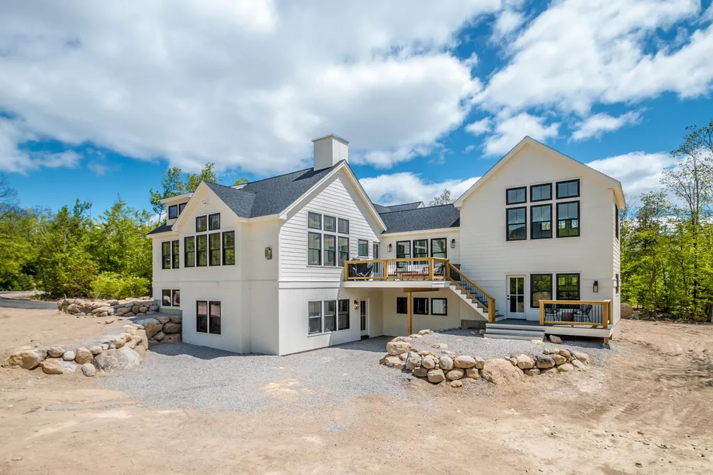 565 Grandview Road Conway NH 03818