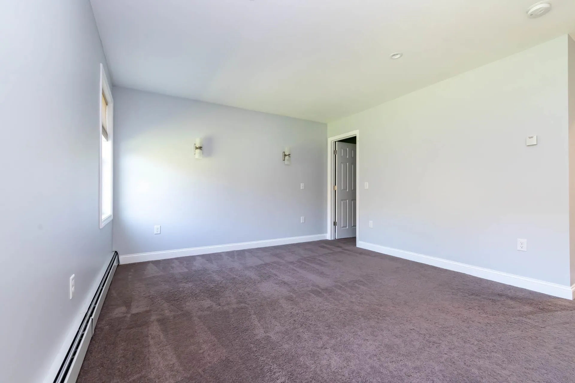 2b Griffin Road Londonderry NH 03053
