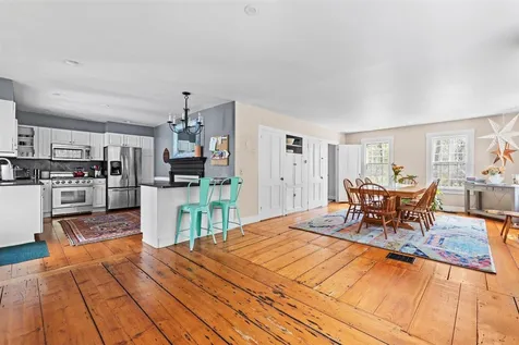 539 Route 121 East Grafton VT 05146