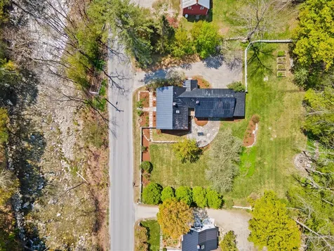 539 Route 121 East Grafton VT 05146