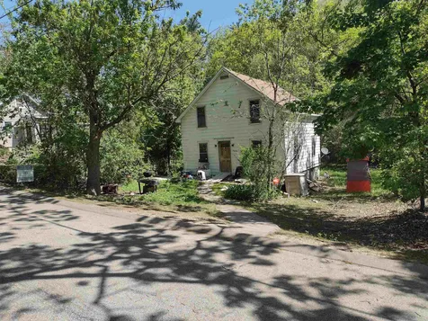 103 Hartt Avenue Manchester NH 03109