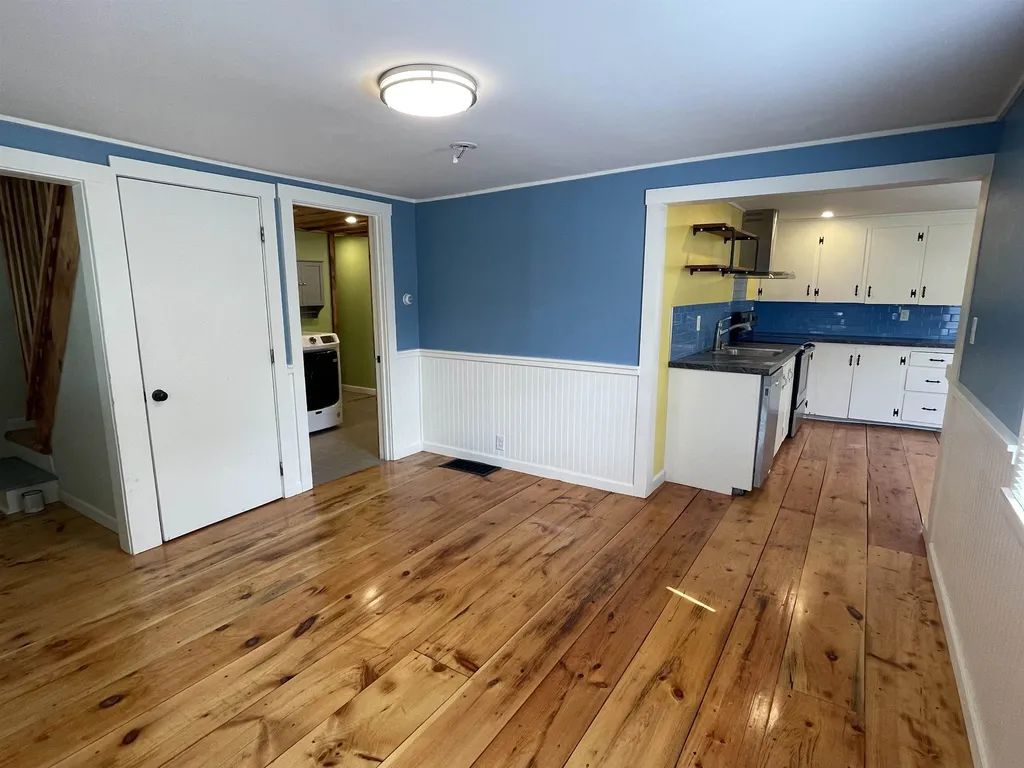 21 East Bow Street Franklin NH 03235