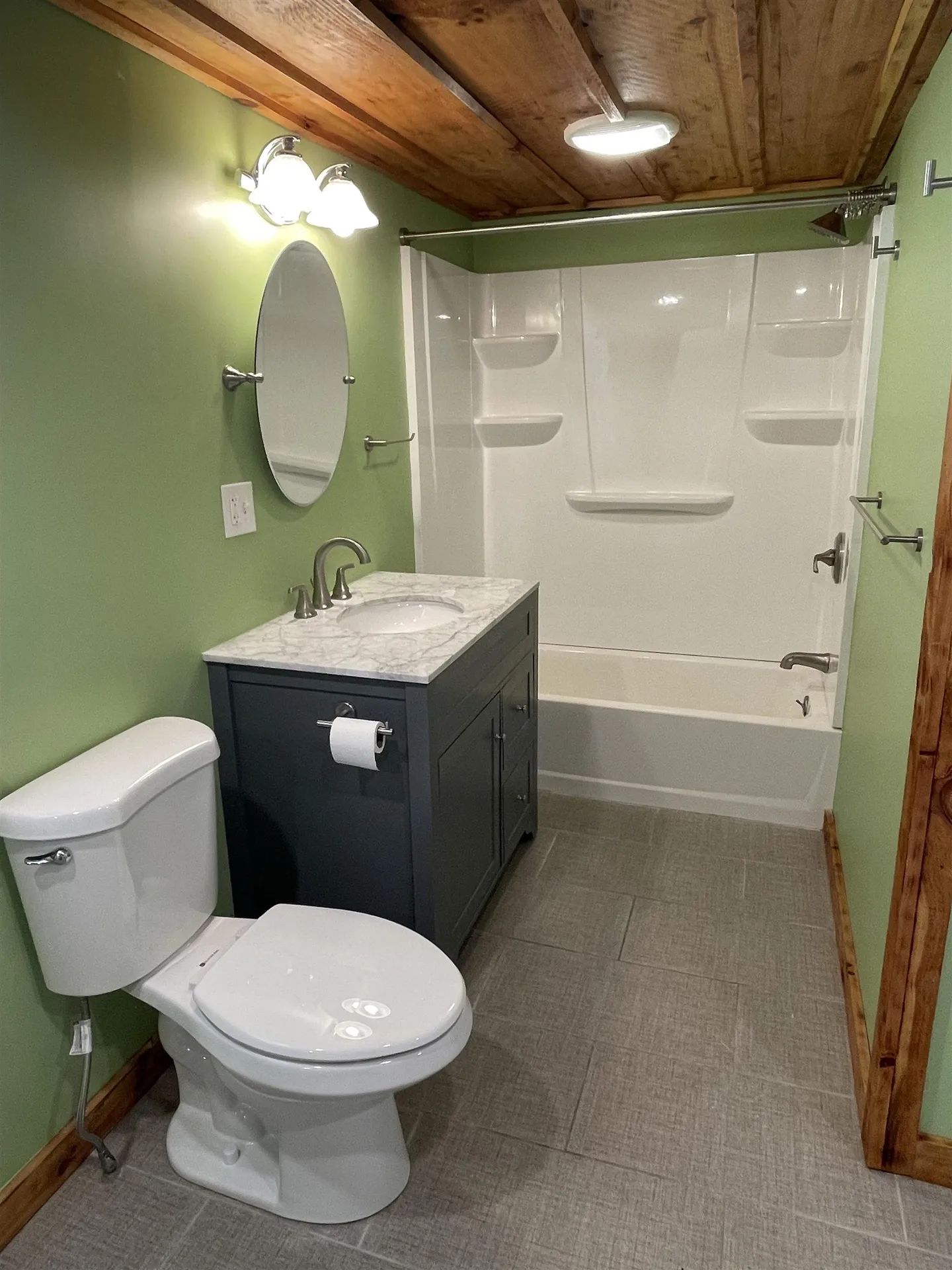 21 East Bow Street Franklin NH 03235
