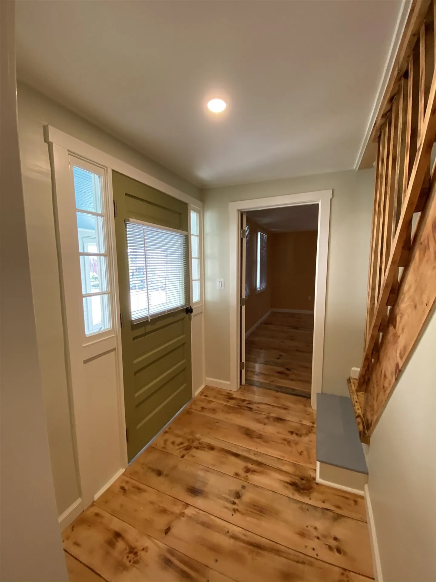 21 East Bow Street Franklin NH 03235