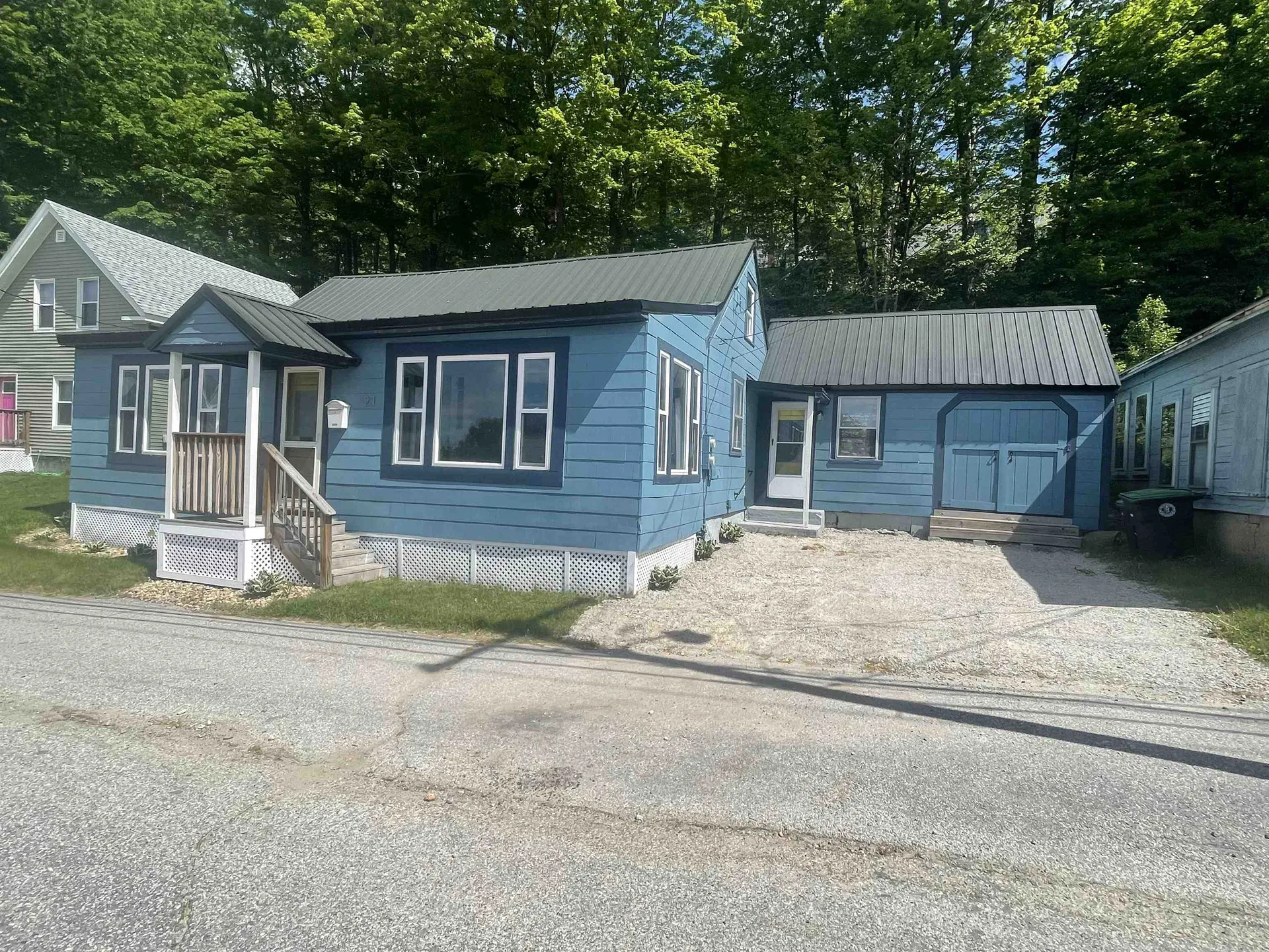 21 East Bow Street Franklin NH 03235