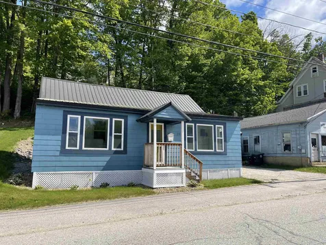 21 East Bow Street Franklin NH 03235