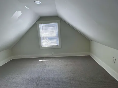 21 East Bow Street Franklin NH 03235