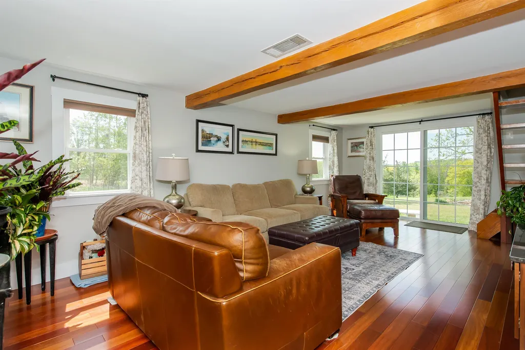 279 Province Road Barnstead NH 03218
