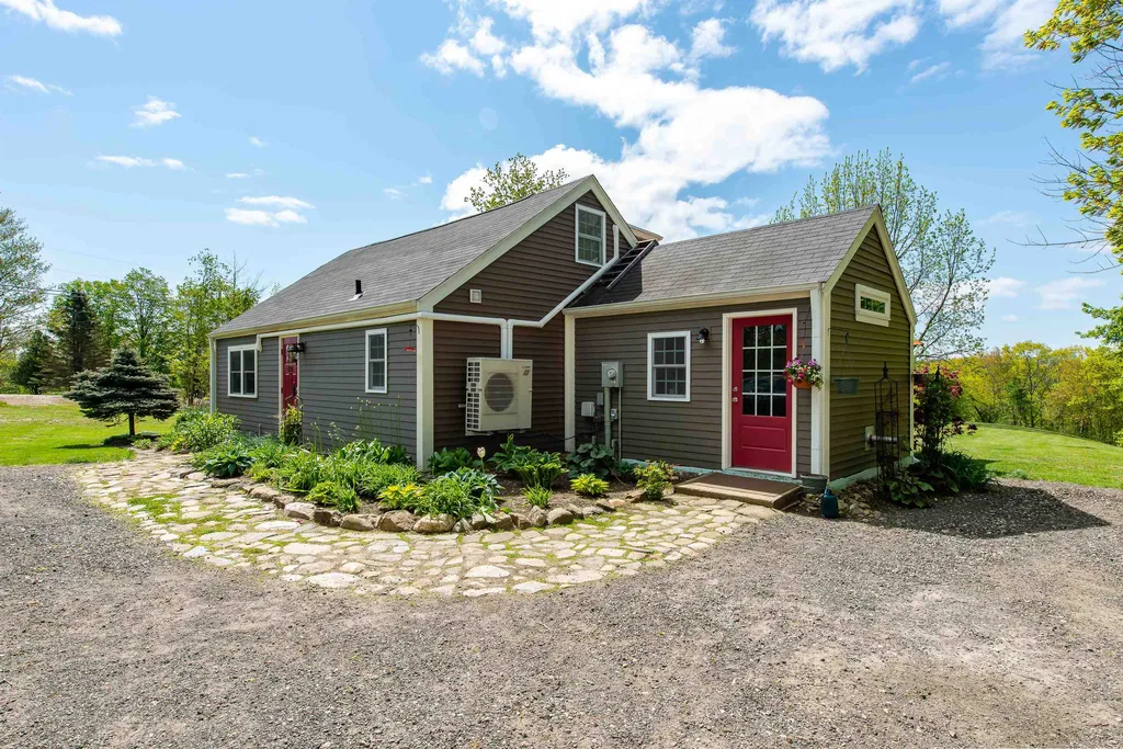 279 Province Road Barnstead NH 03218