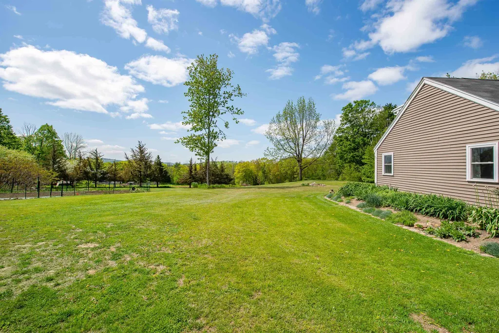 279 Province Road Barnstead NH 03218