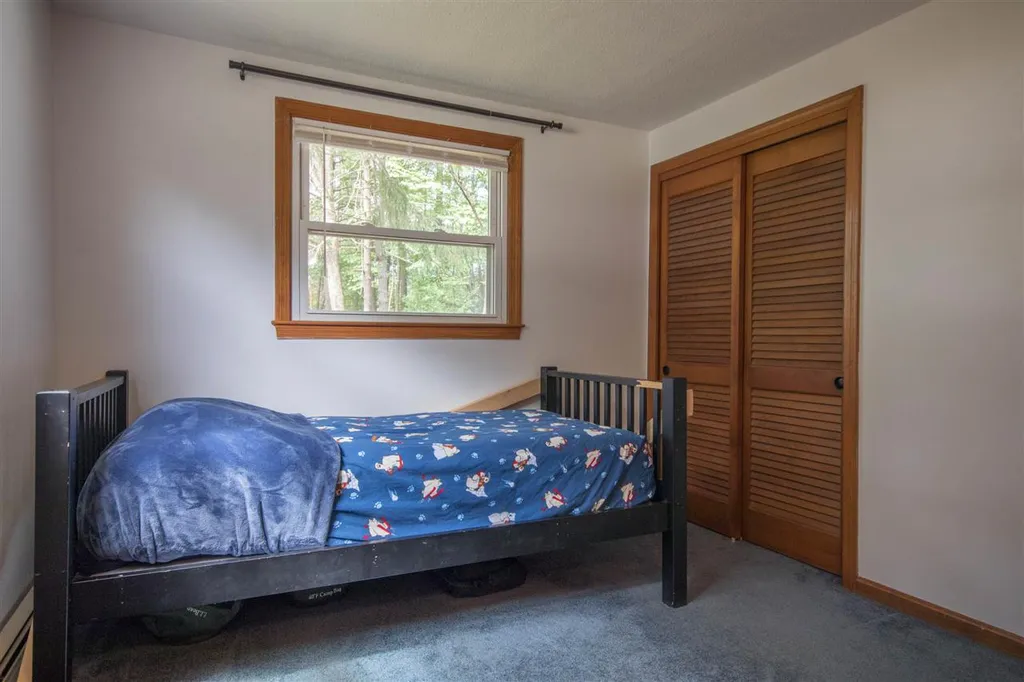 15 Ardon Drive Hooksett NH 03106