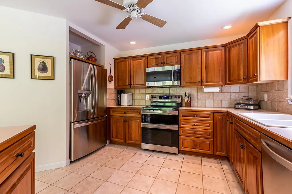 81 Bentley Road Hartford VT 05059