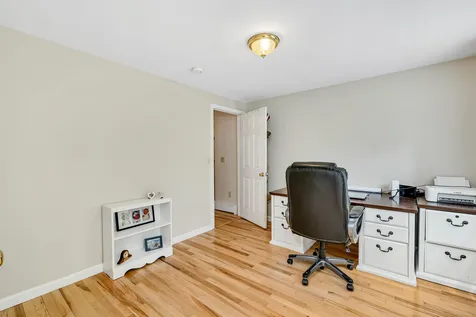32 Friar Tuck Way Wolfeboro NH 03894