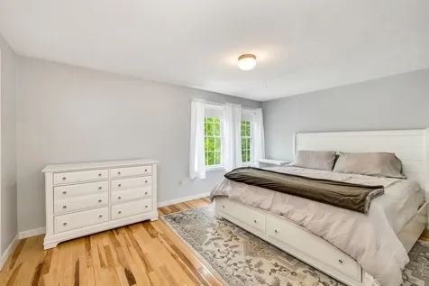 32 Friar Tuck Way Wolfeboro NH 03894