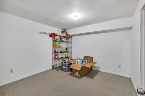 32 Friar Tuck Way Wolfeboro NH 03894