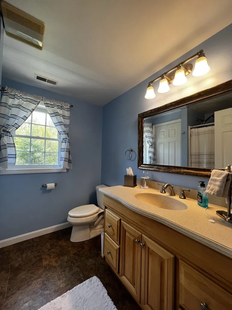 185 Old Dover Road Rochester NH 03867