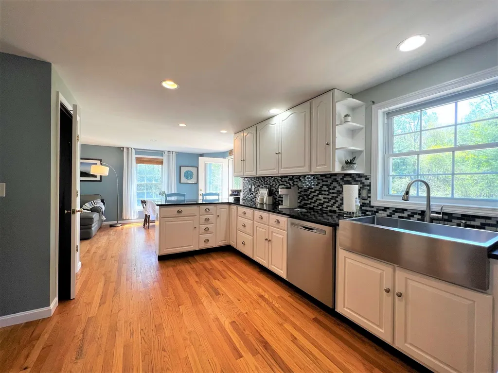 185 Old Dover Road Rochester NH 03867