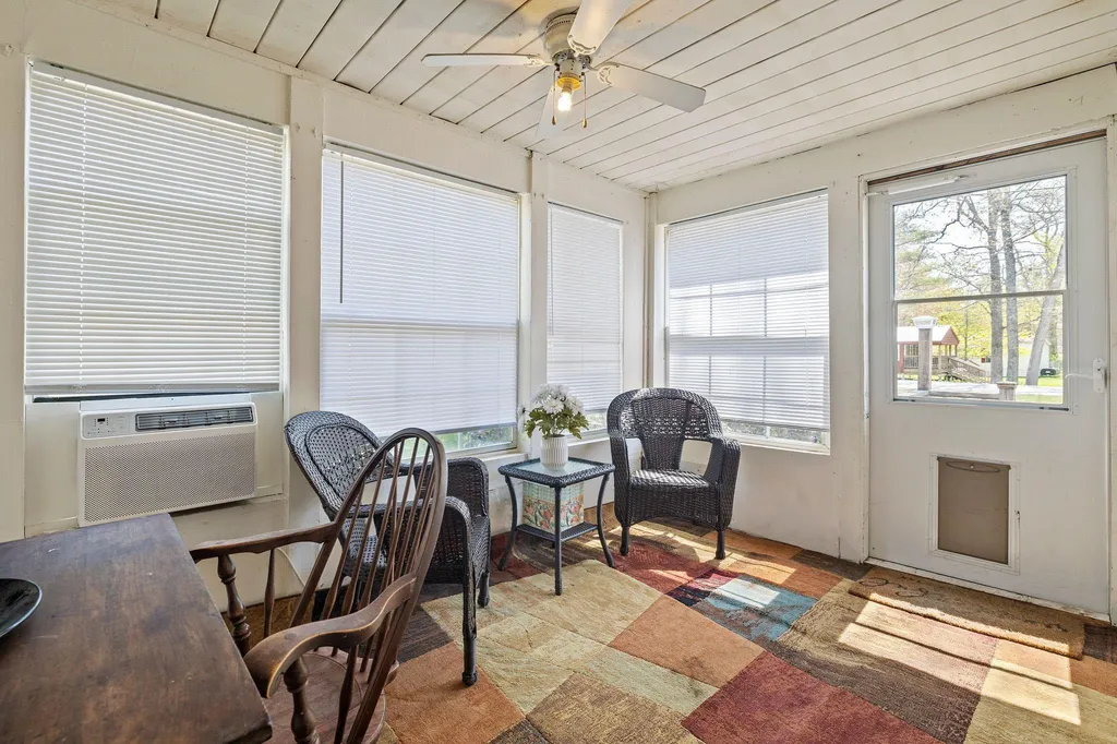 22 Christopher Lane Fremont NH 03044