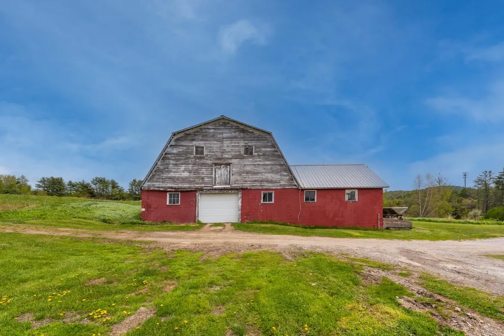 717 John Stark Highway Newport NH 03773