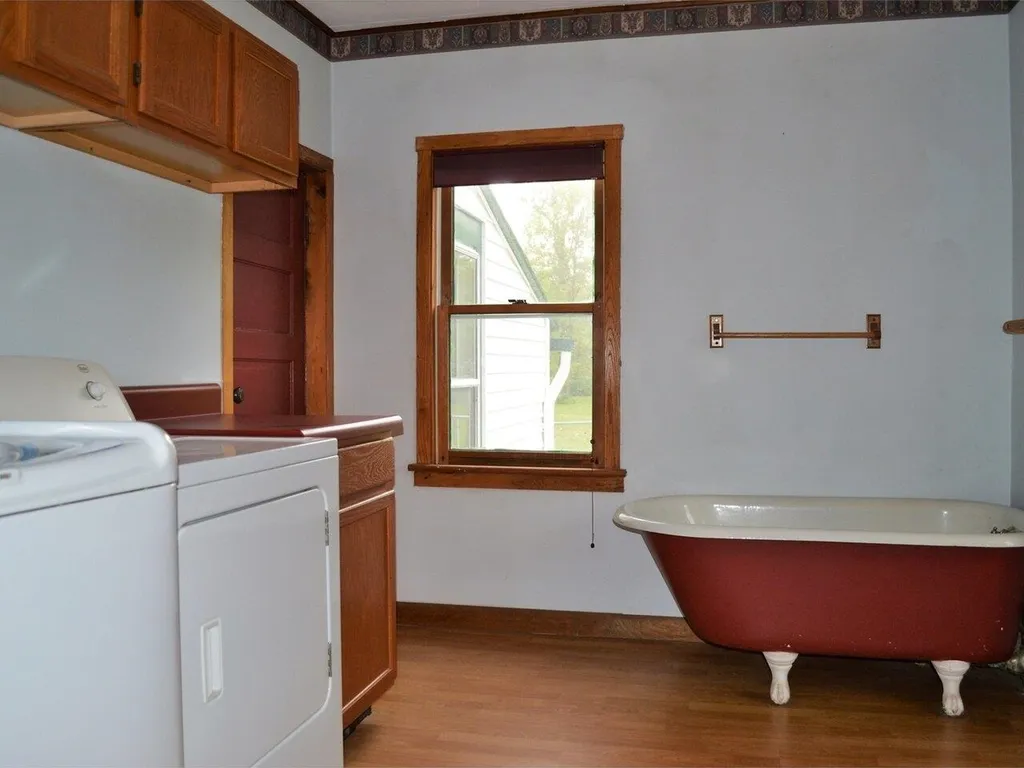 6 Allen Road Grand Isle VT 05458