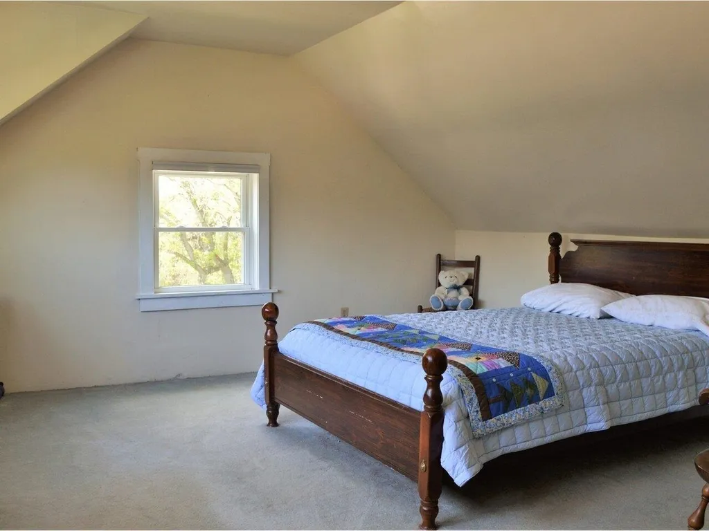 6 Allen Road Grand Isle VT 05458