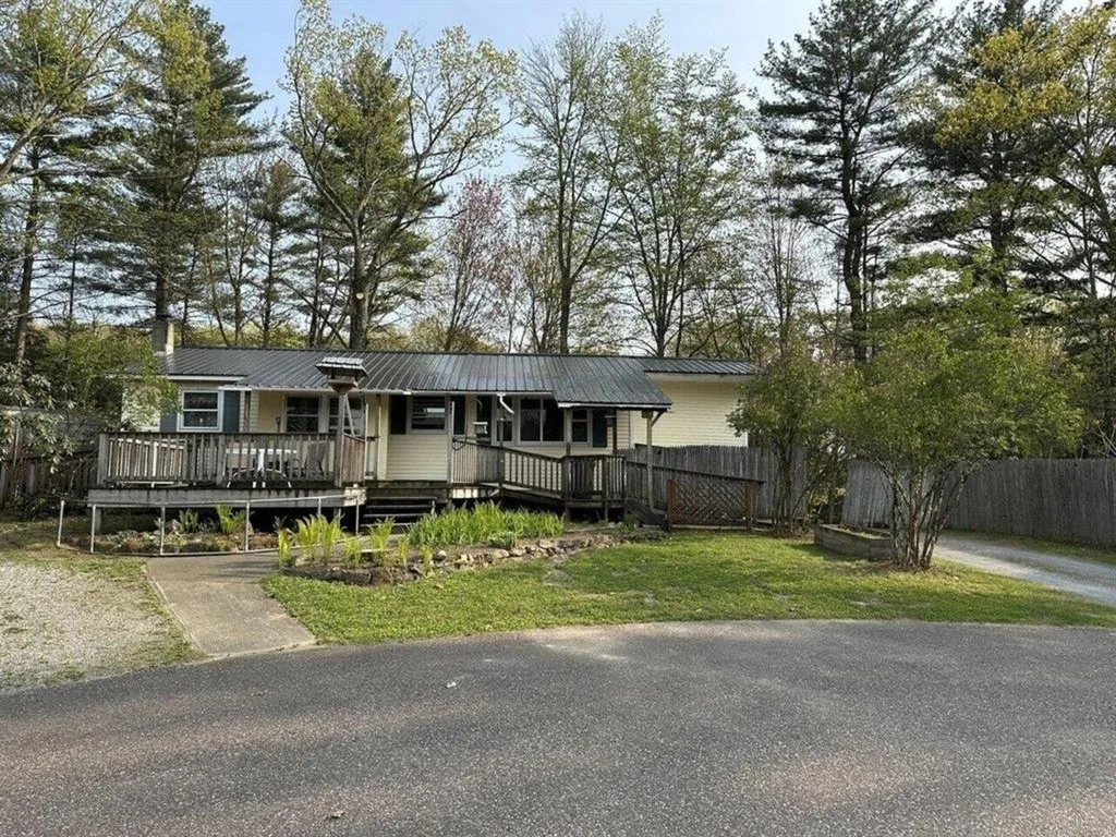 68 Hidden Meadow, Milton VT 05461 MLS 4953045 Geri Reilly Real Estate