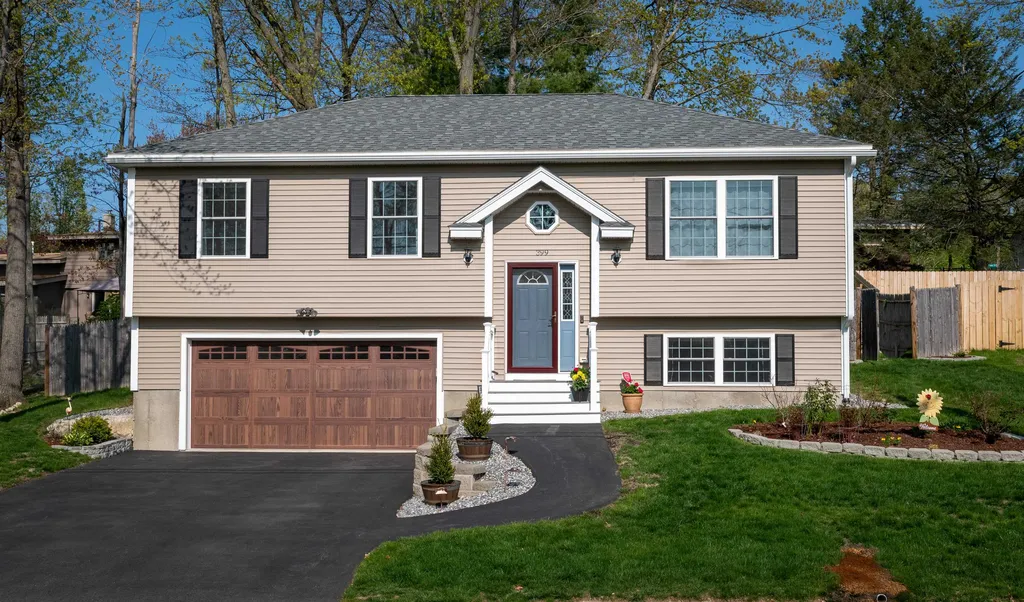 399 Pickering Street Manchester NH 03104