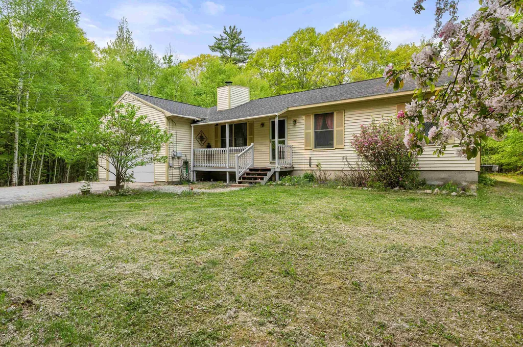 43 Oak Hill Drive Loudon NH 03307