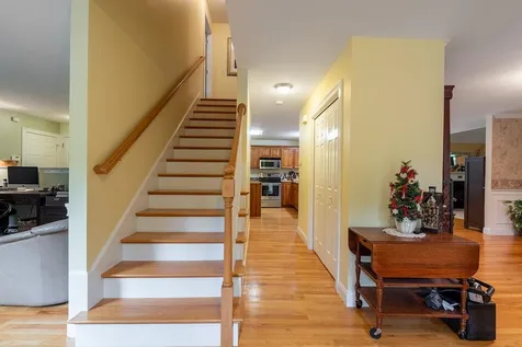55 Buckingham Lane Hopkinton NH 03229