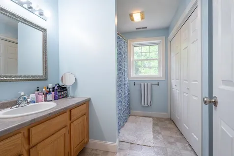 55 Buckingham Lane Hopkinton NH 03229