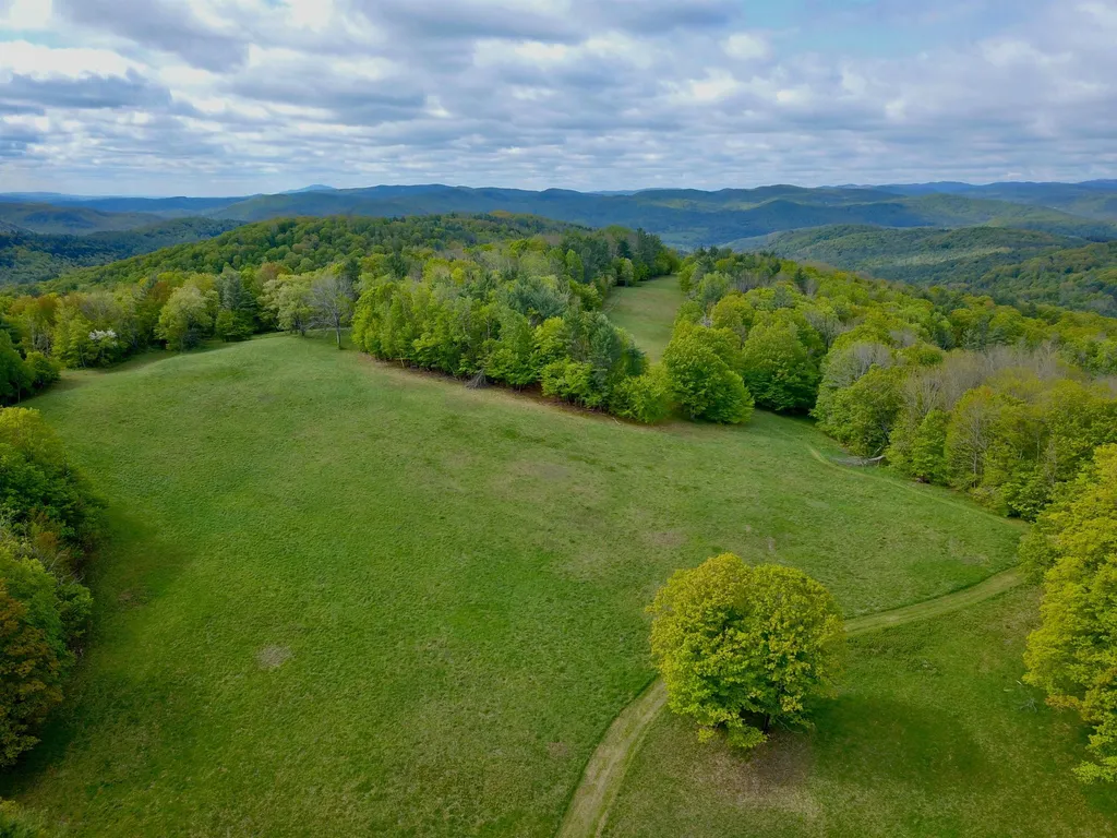 619 Clifford Farm Road Sharon VT 05065