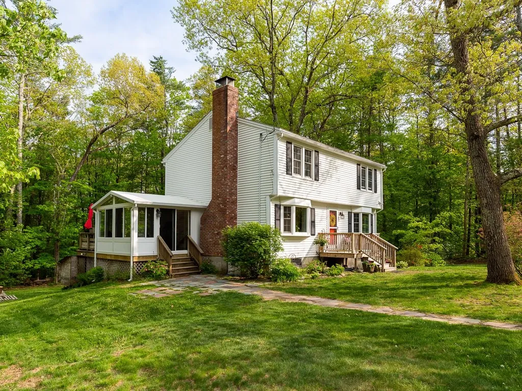 9 Decato Drive Lee NH 03861