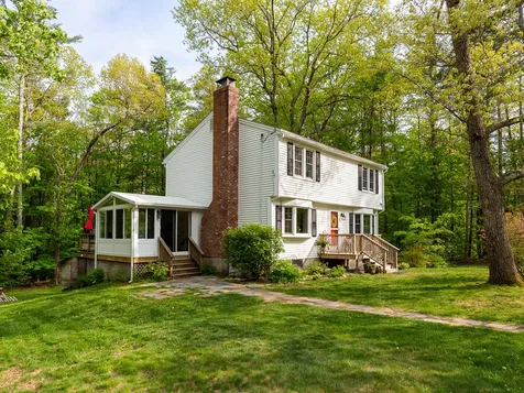 9 Decato Drive Lee NH 03861