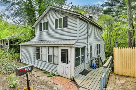 234 Chester Road Auburn NH 03032