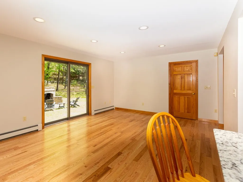 247 Tolend Road Barrington NH 03825