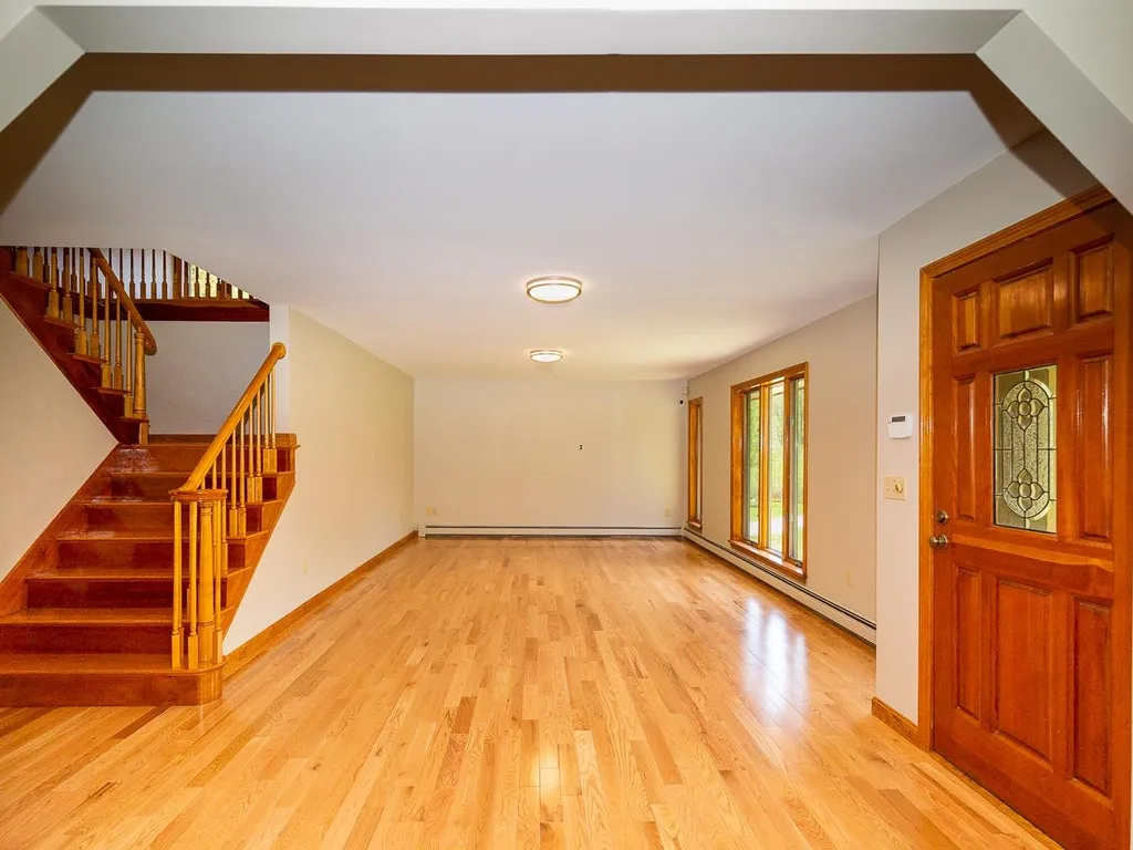247 Tolend Road Barrington NH 03825