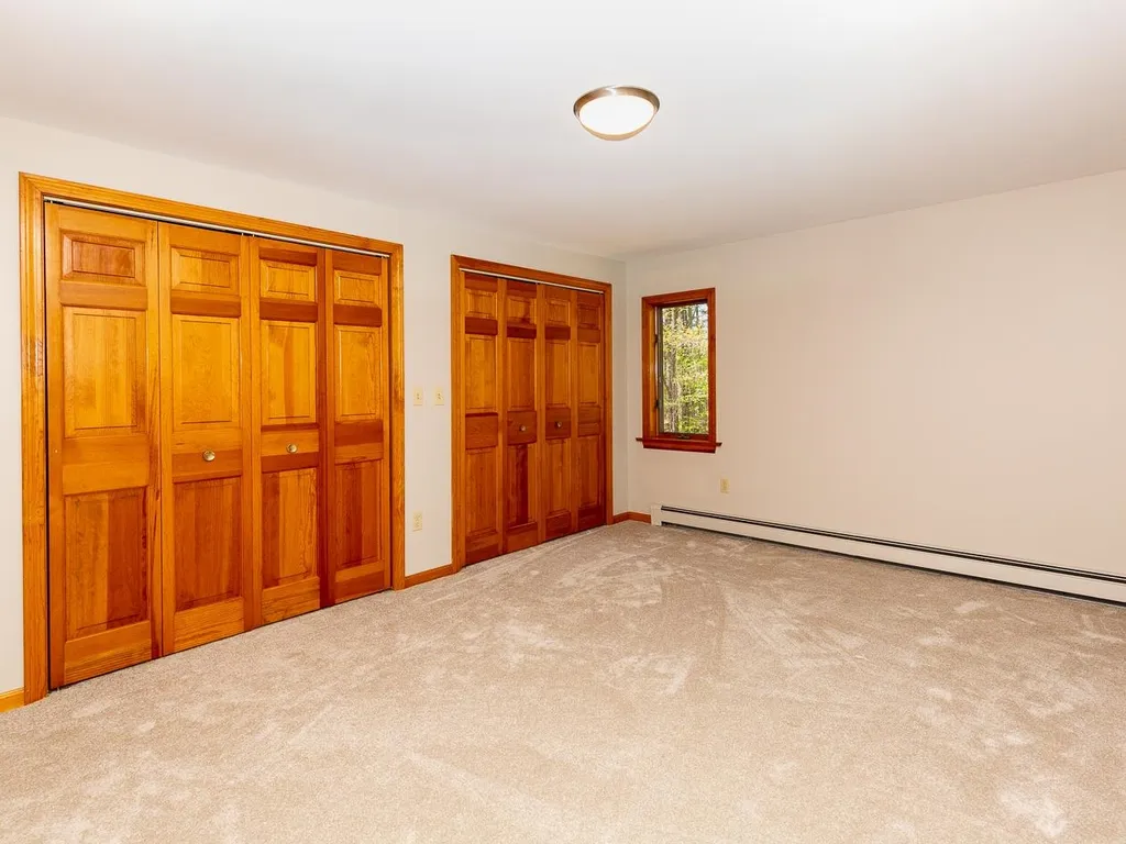 247 Tolend Road Barrington NH 03825