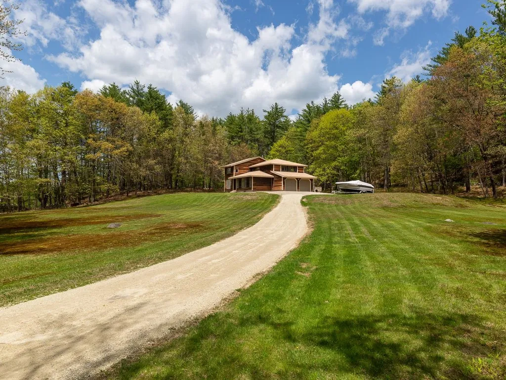 247 Tolend Road Barrington NH 03825