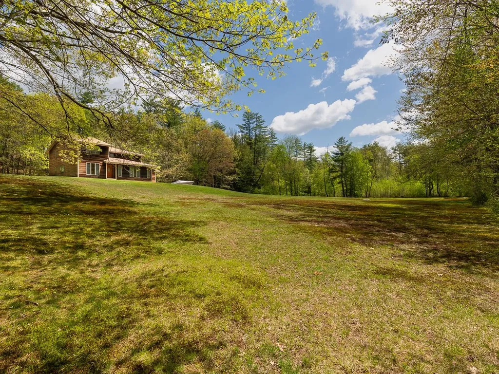 247 Tolend Road Barrington NH 03825