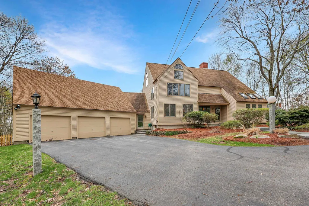 18 Tonga Drive Bow, NH Real Estate Property MLS 4953030