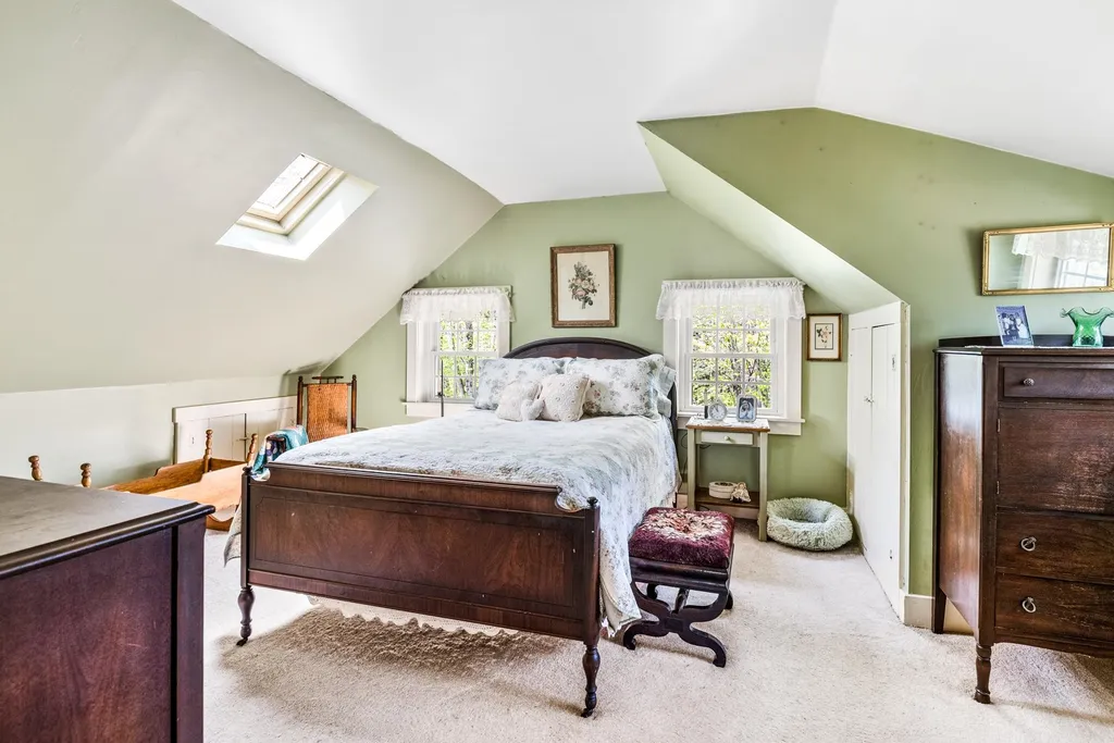 24 Mcdonough Road Newport NH 03773
