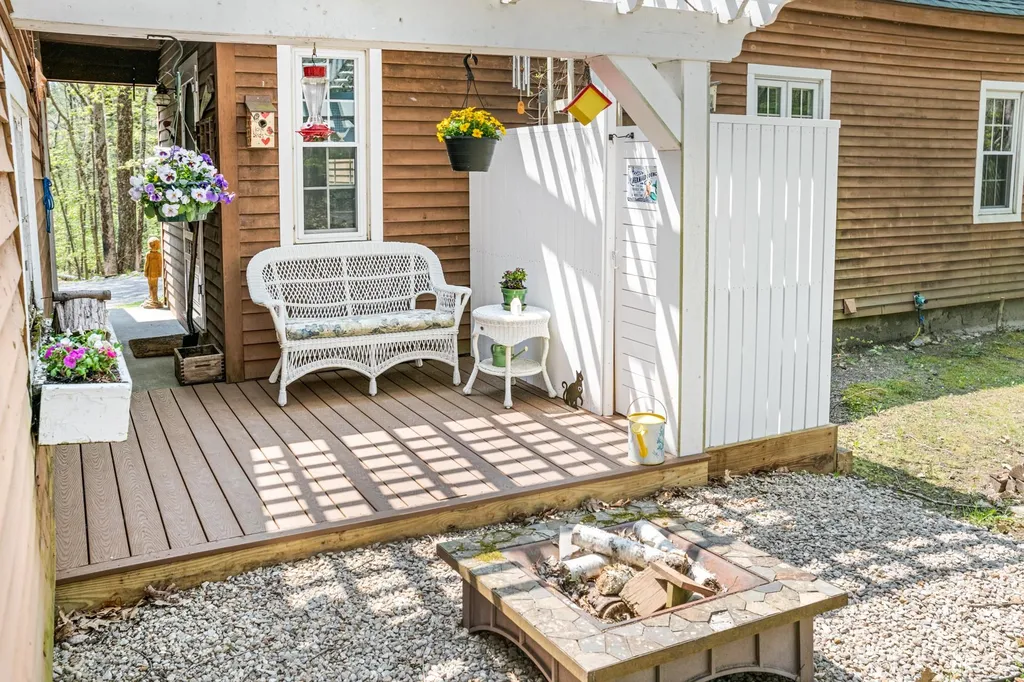 24 Mcdonough Road Newport NH 03773