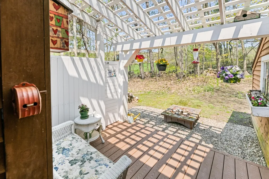24 Mcdonough Road Newport NH 03773