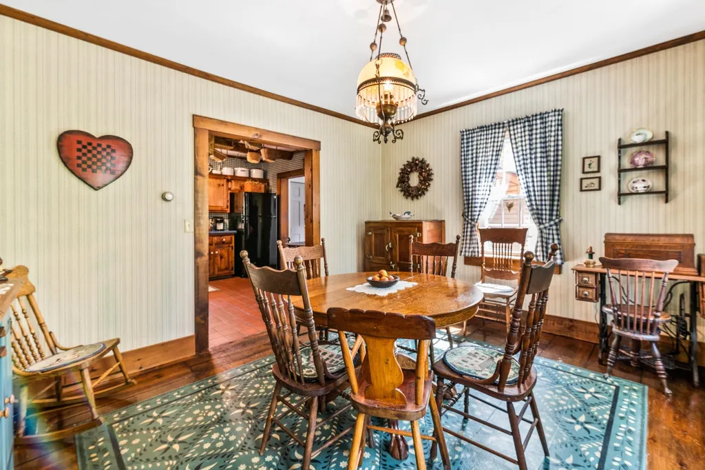 24 Mcdonough Road Newport NH 03773
