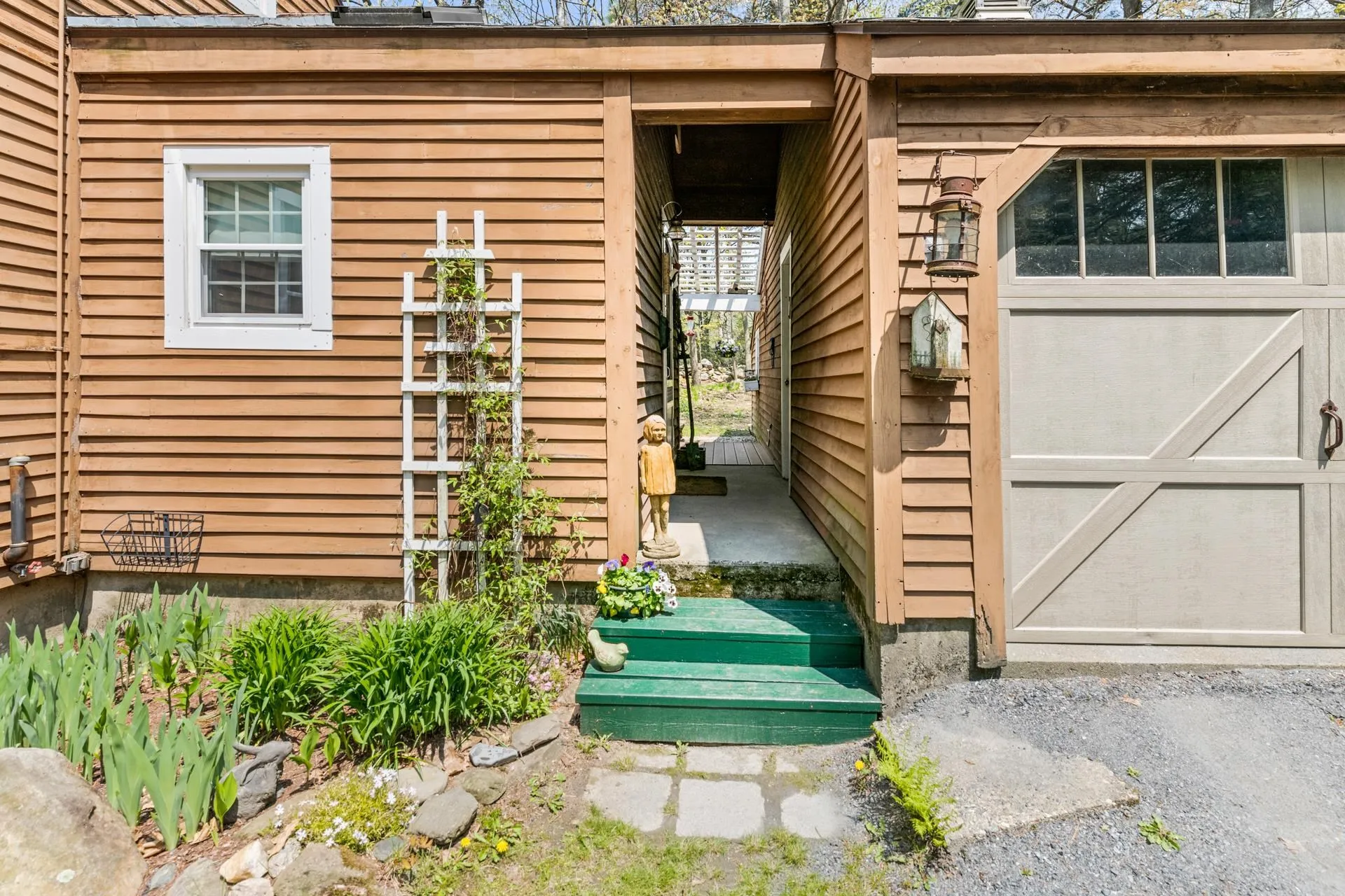 24 Mcdonough Road Newport NH 03773