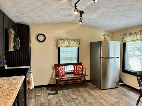 99 Beech Terrace Derry NH 03038