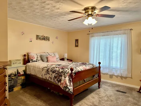 99 Beech Terrace Derry NH 03038