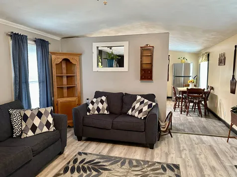 99 Beech Terrace Derry NH 03038