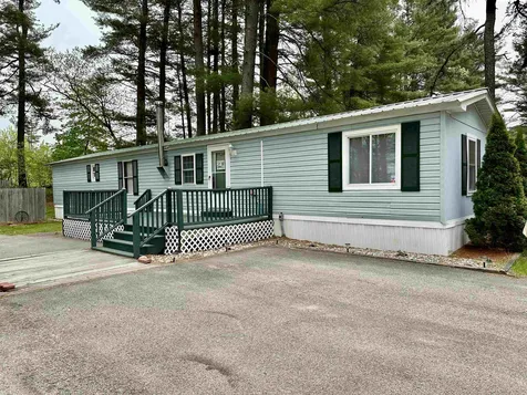 99 Beech Terrace Derry NH 03038